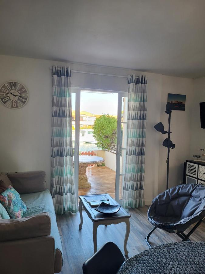 Villa Aux Capellans Sur La Marina Pour 4 Personnes Saint-Cyprien  Extérieur photo